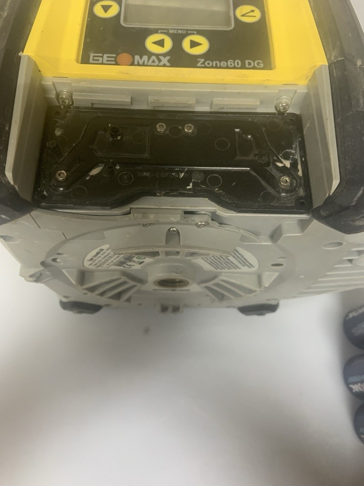 Geomax Zone60 DG Dual Laser/Receiver And Case “Read Description”