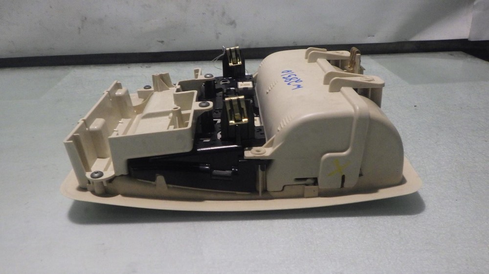 08 DODGE CHARGER Front Console roof