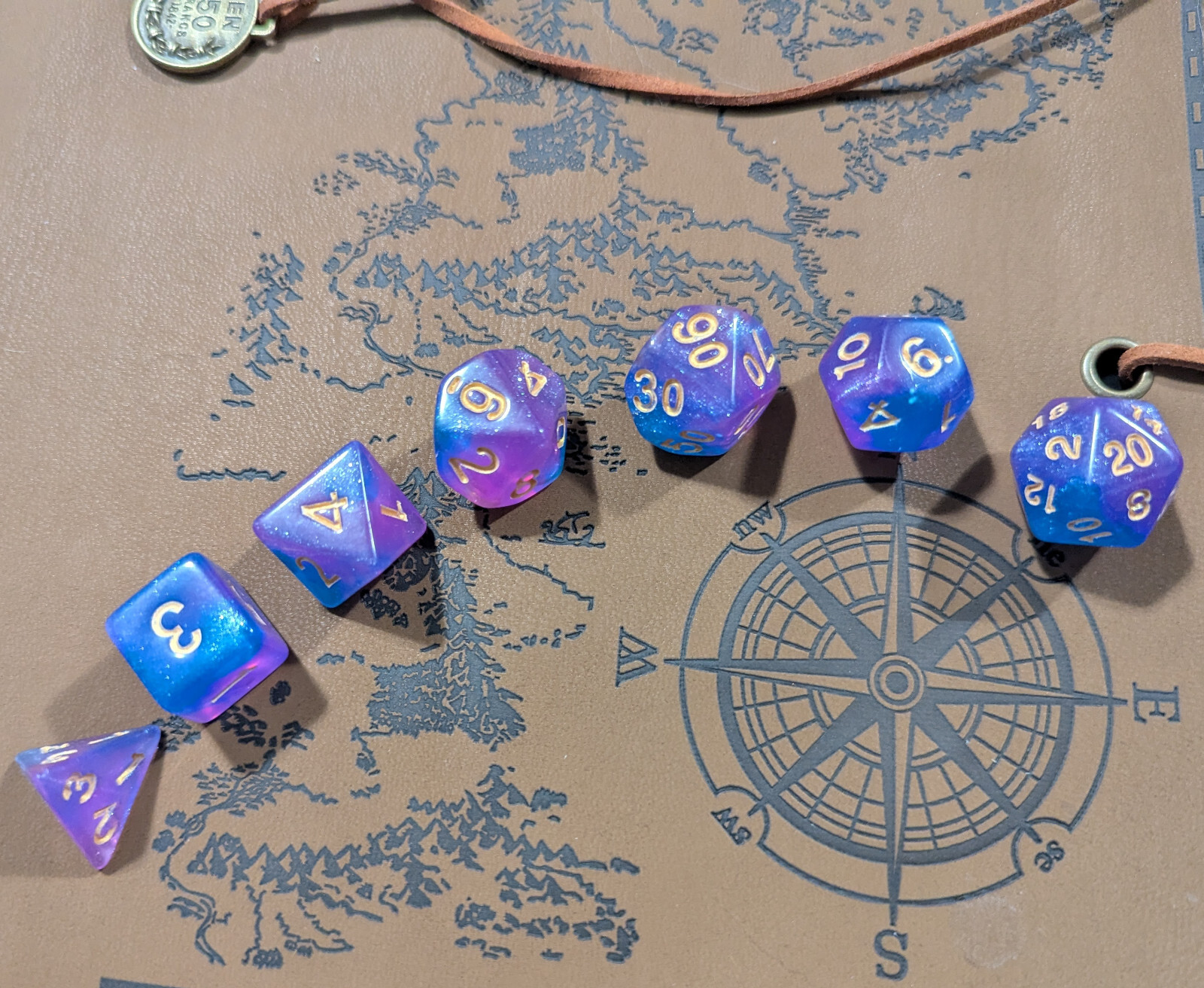 Moonveil Gold 7 Dice Set Poly RPG DnD Pathfinder d20 New