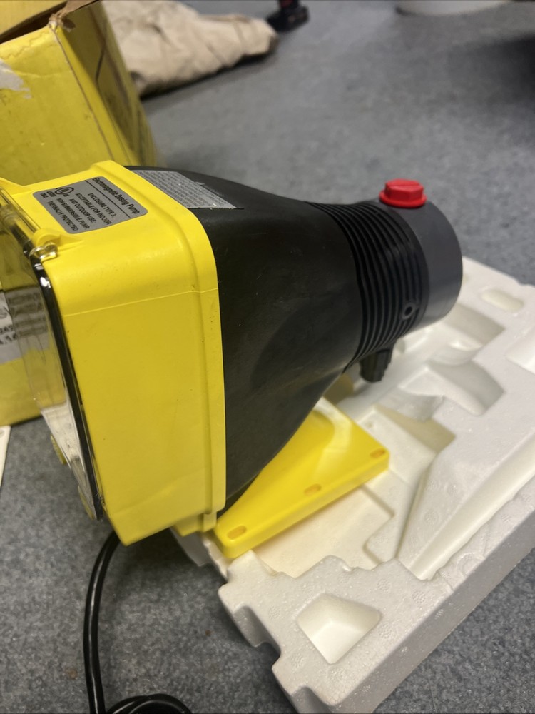 LMI Milton Roy. AA951-498si