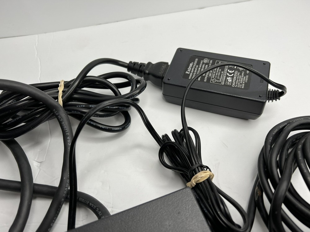 EXTRON P/2 DA2 PLUS VGA DISTRIBUTION AMPLIFIER w/ DIP switches