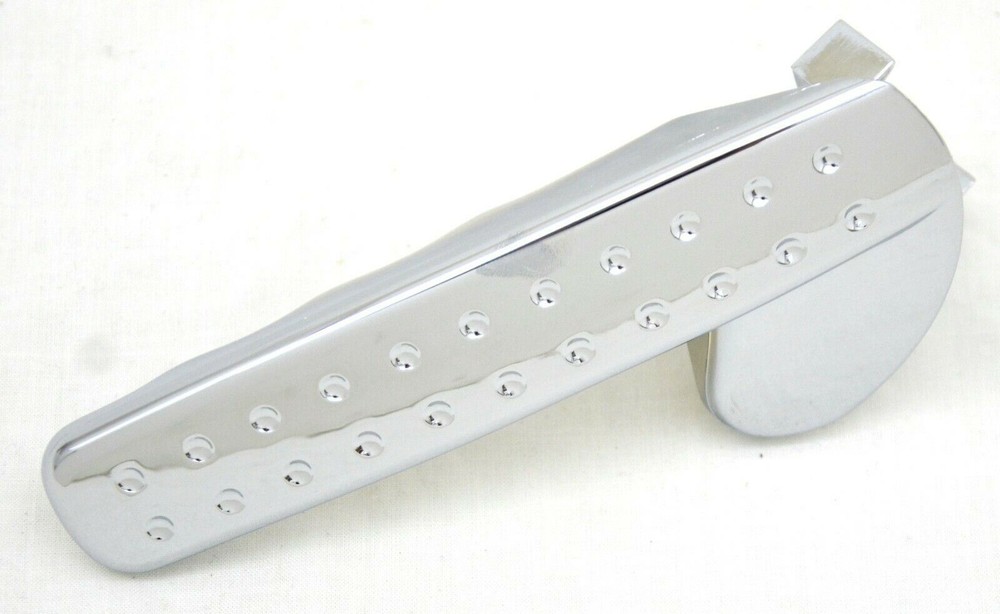 door handle interior passengers side chrome plastic for Freightliner Cascadia M2