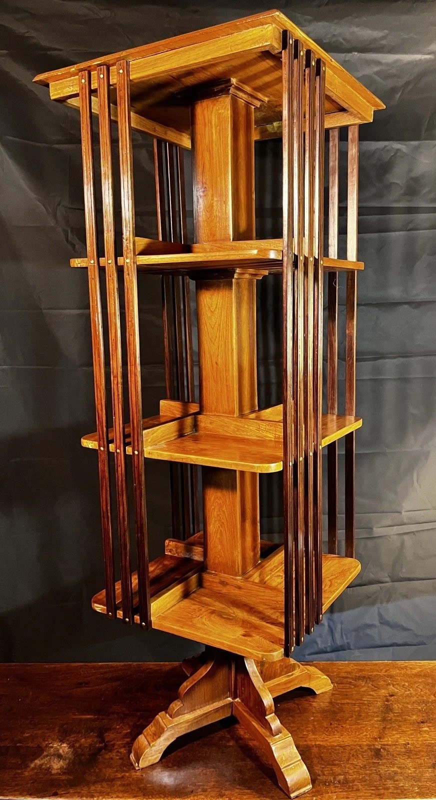 Antique Early 20th Century American Hard Maple Open Spindle Bookcase (1890-1920)