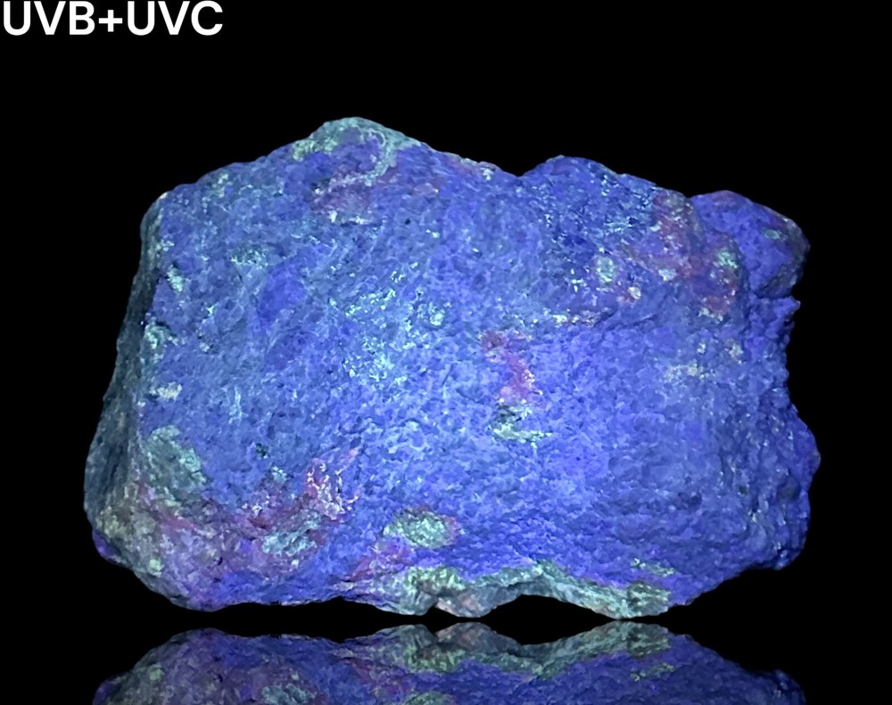 942 Gr. Fluorescent Phosphorescent Tenebrescent Hackmanite, Unknown On Matrix