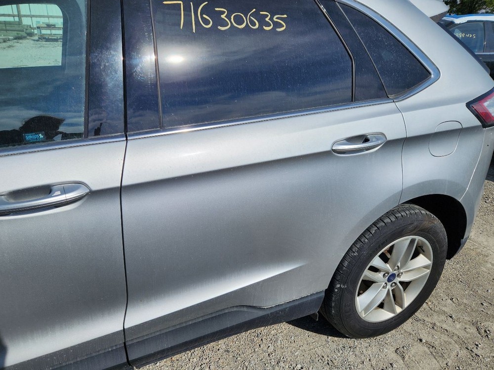 2016-2018 Ford Edge Center Dash Mounted 4.2" Display Screen