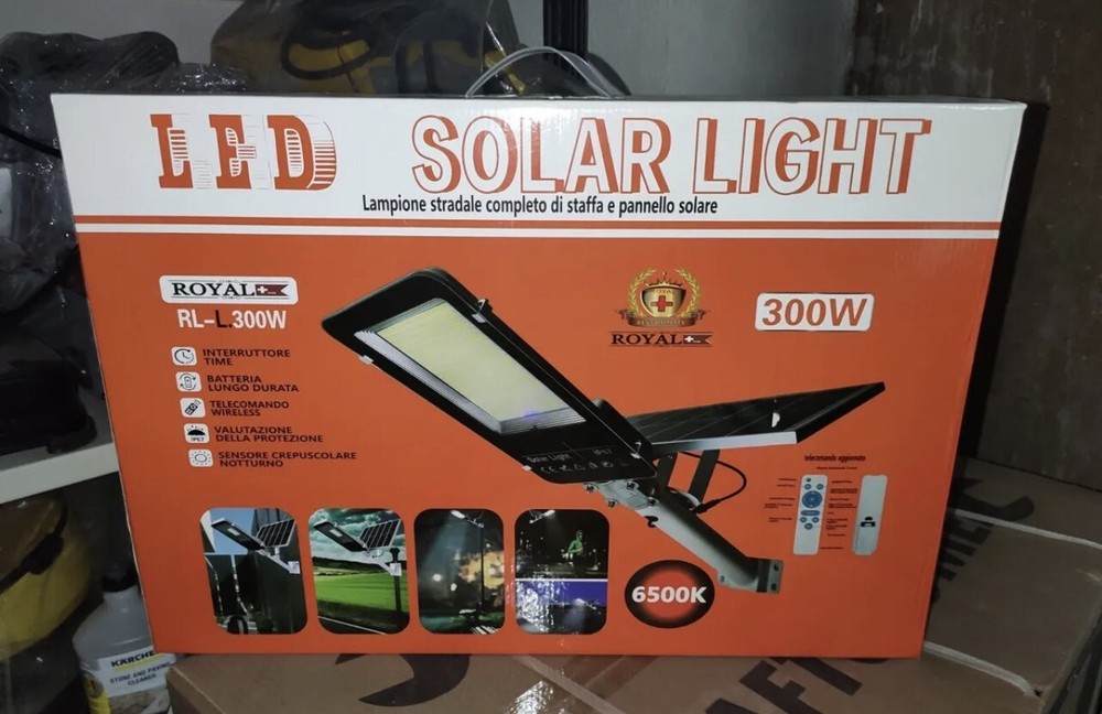 LED Street Light 300W Cold Light Solar Panel Twilight Bracket