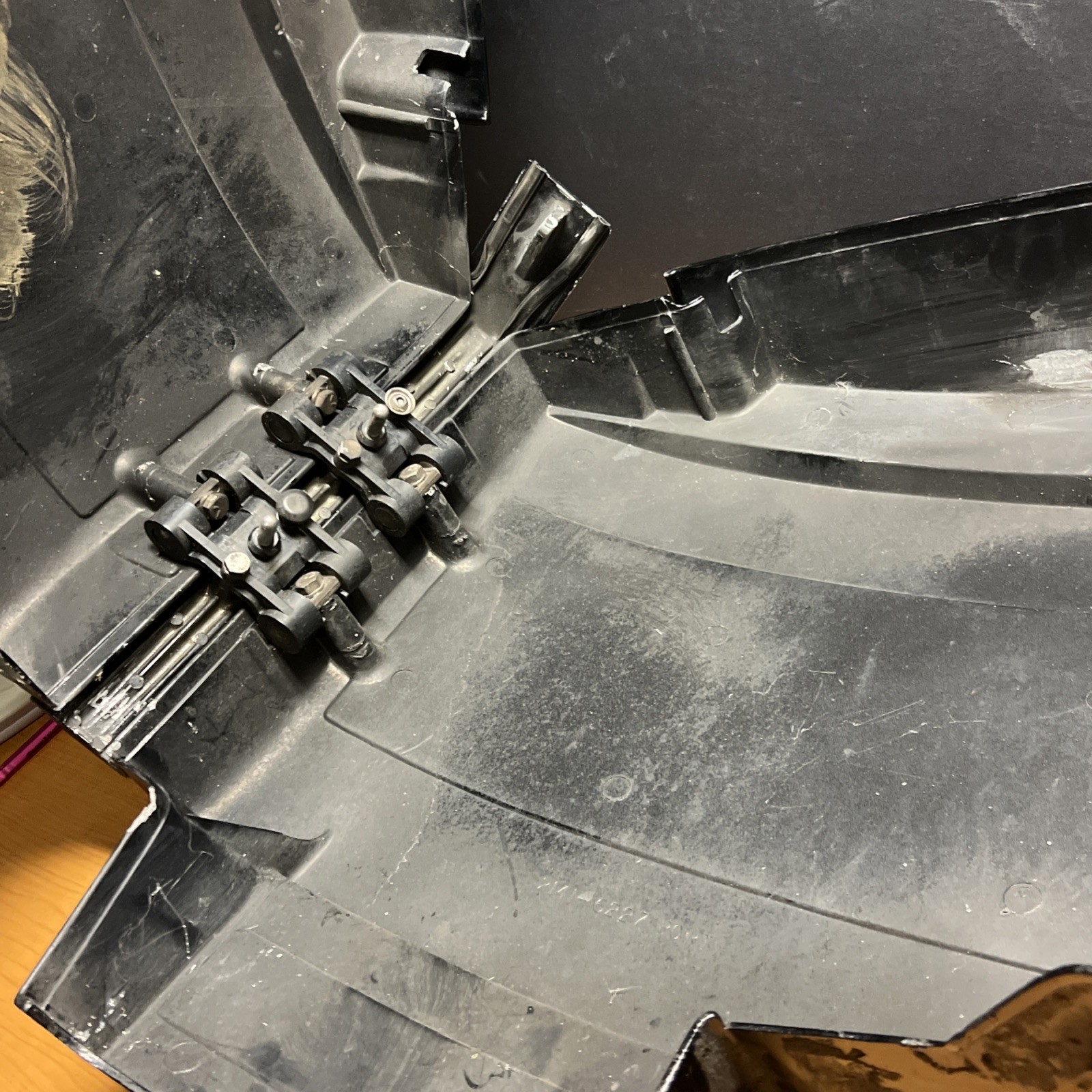 70 Hp Mercury Thunderbolt Outboard Motor Cowling & Flywheel Cover