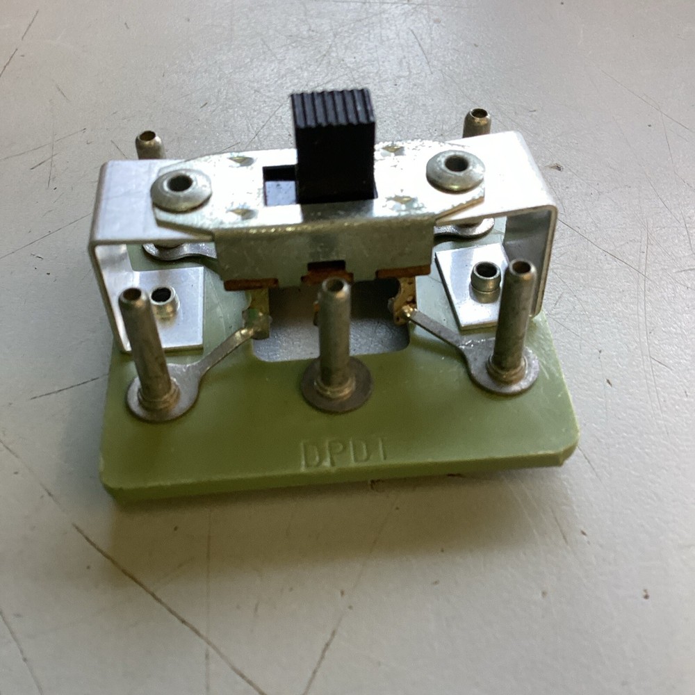 Fifteen AC On/off Manual Switch .