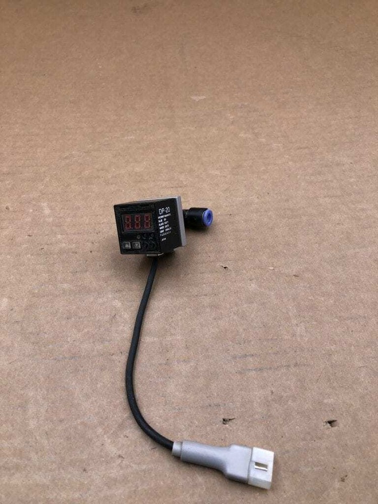 Omega Engineering DP-20 Panel Meter 3 Digit 12-24VDC