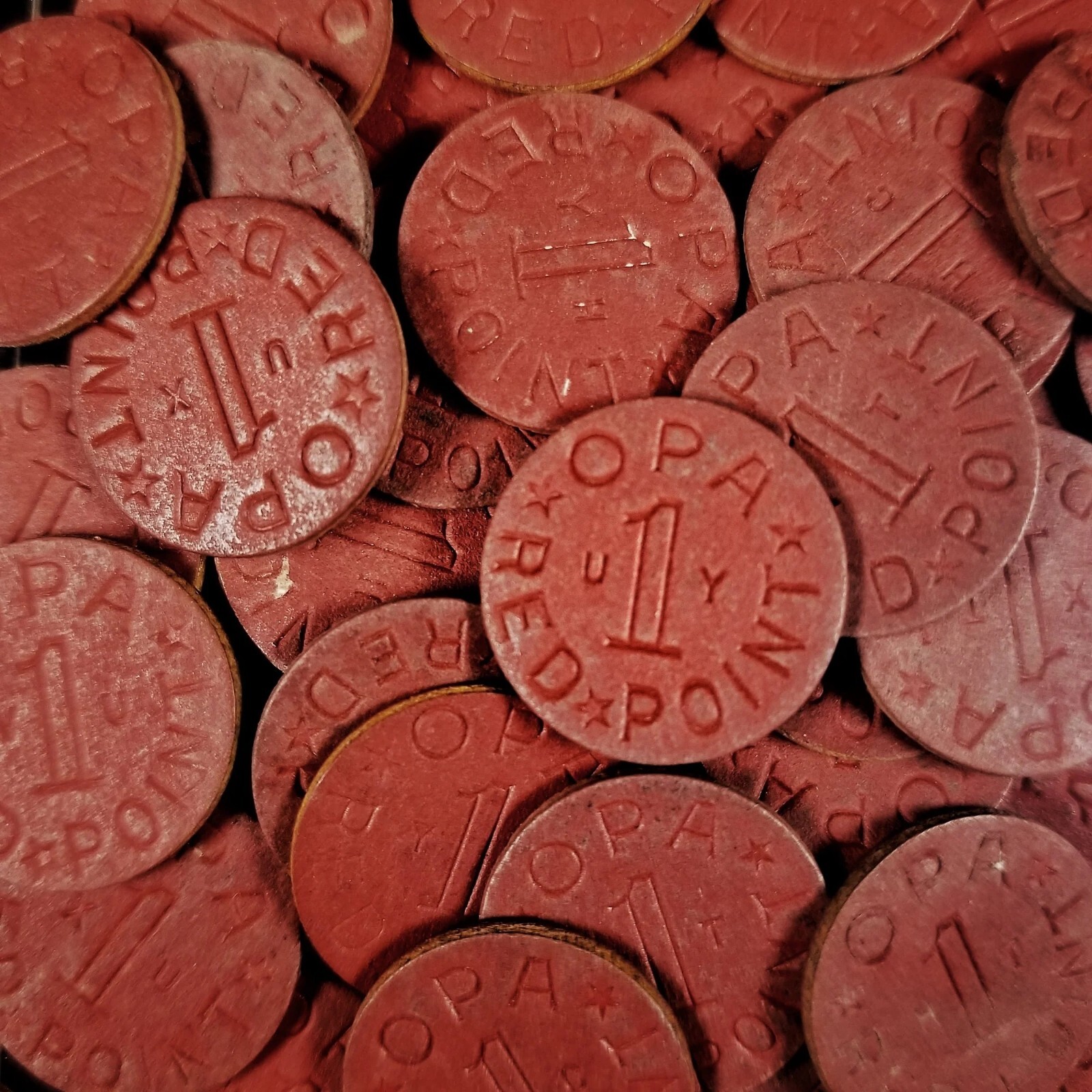 1944 US WWII OPA Red Ration Token Collectible WW2 Collection Rare Old War Coin