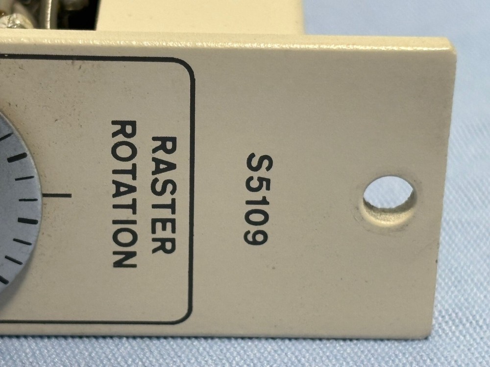 Hitachi SEM Scanning Electron Microscope S-2460N Control Module 49E-0308, S5109