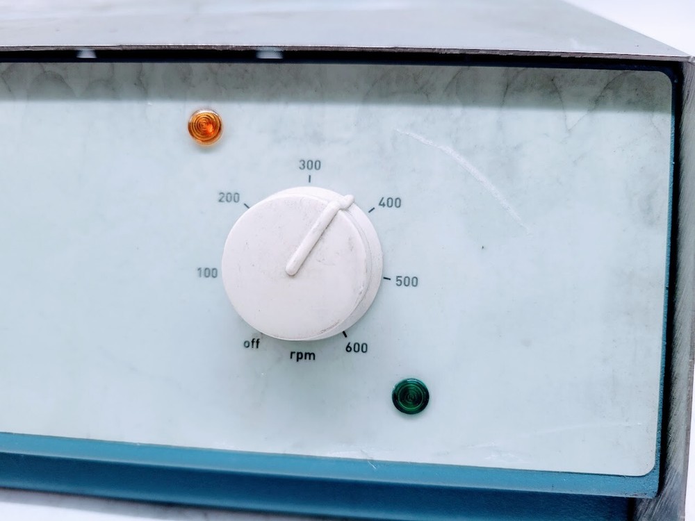 Stuart SB301 Magnetic Stirrer