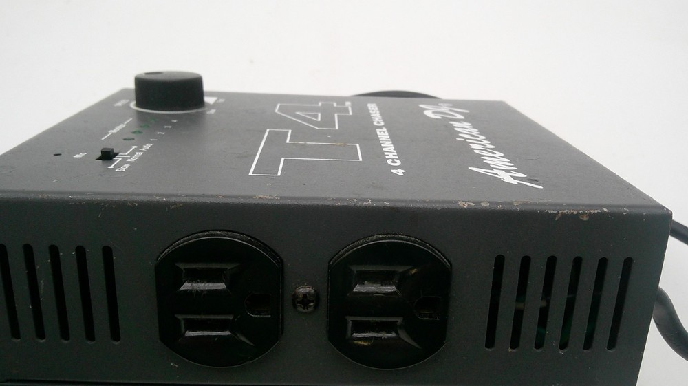 American DJ T4 - 4 Channel Chaser Light Controller W/ Adjustable Speed Tested
