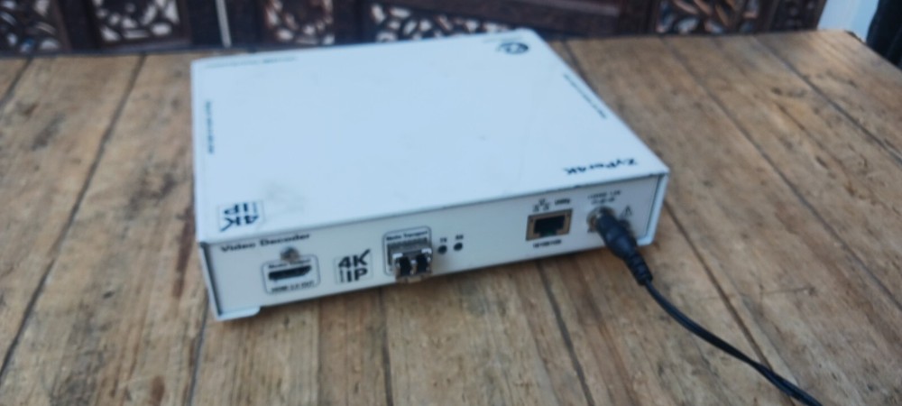 ZeeVee ZyPer4K Z4KDECC3 Single HDMI 2.0 CatX Video Decoder / Receiver