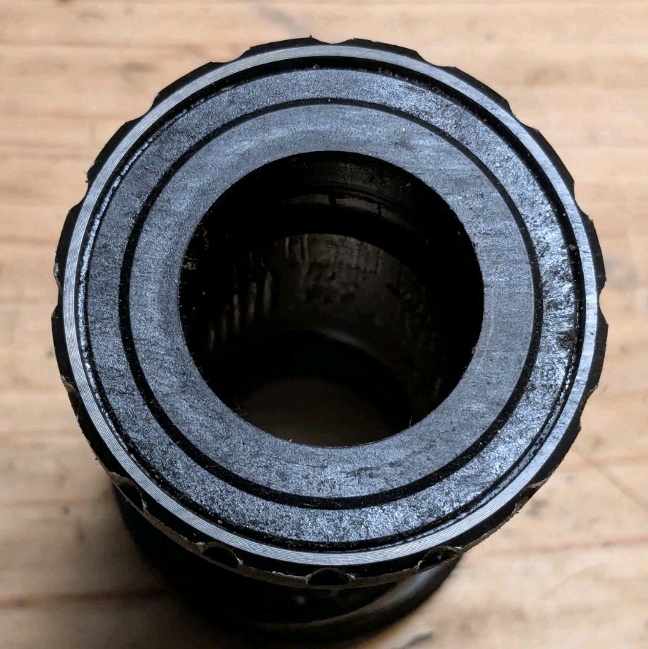 Shimano XT BB-MT501 Bottom Bracket Hollowtech II