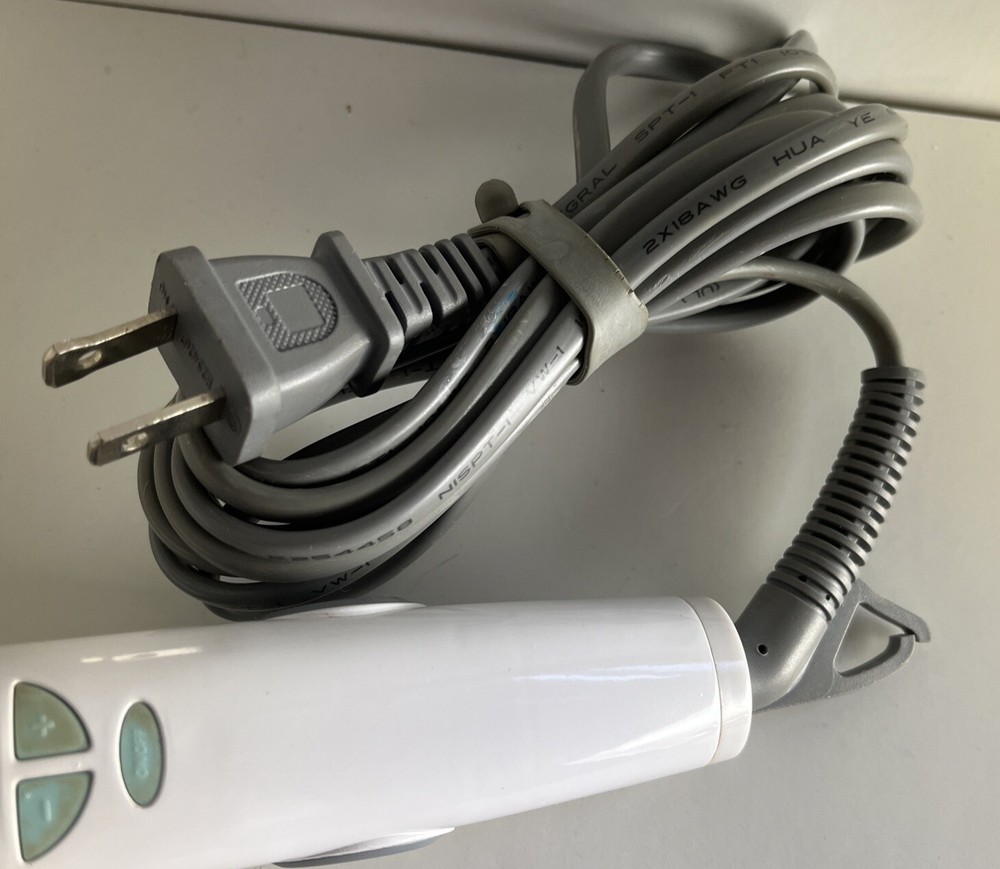 Metropolis Hair Flat Iron Model TW 7025