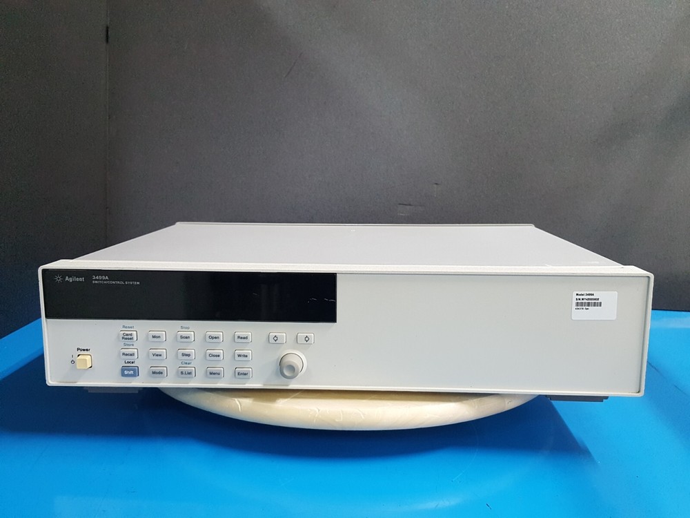 Agilent 3499A: Switch / Control System Main Frame (5602)