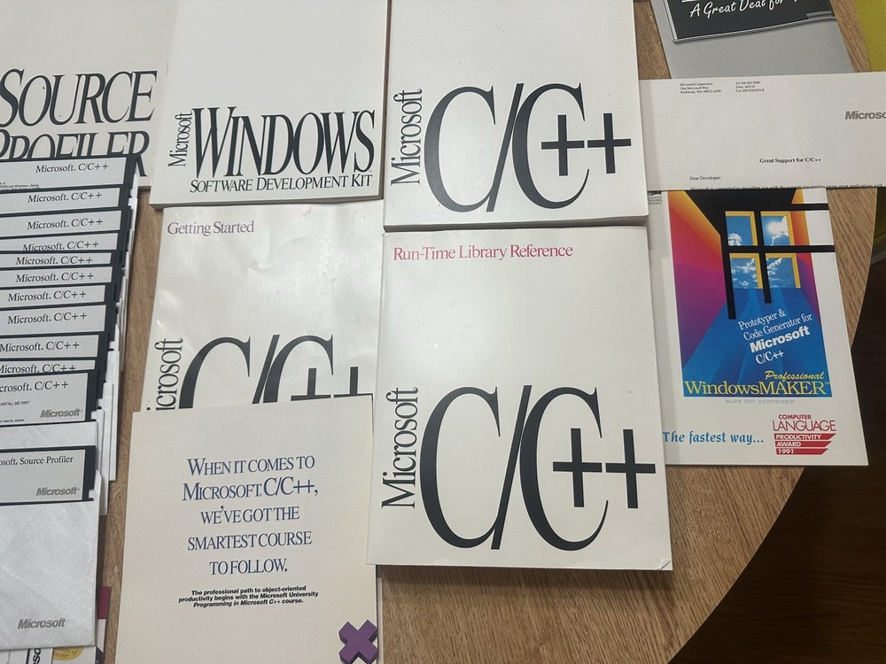 1992 Microsoft C/C++ Windows Software Development Kit Rare Set