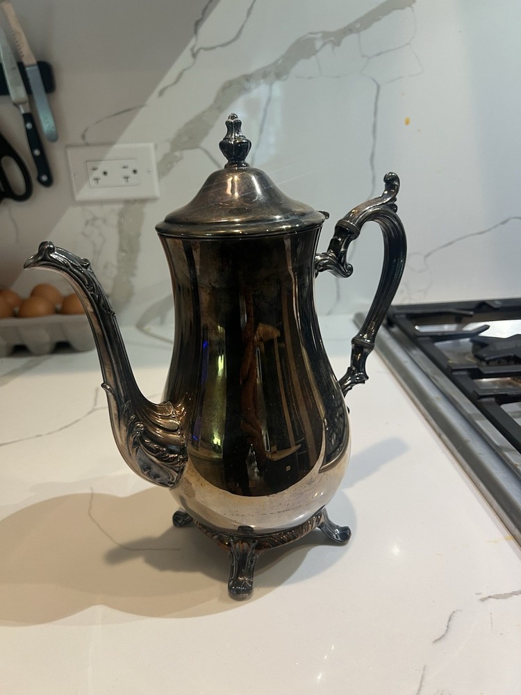 Vintage Silver Plated Tea Pot Excellent Condition!