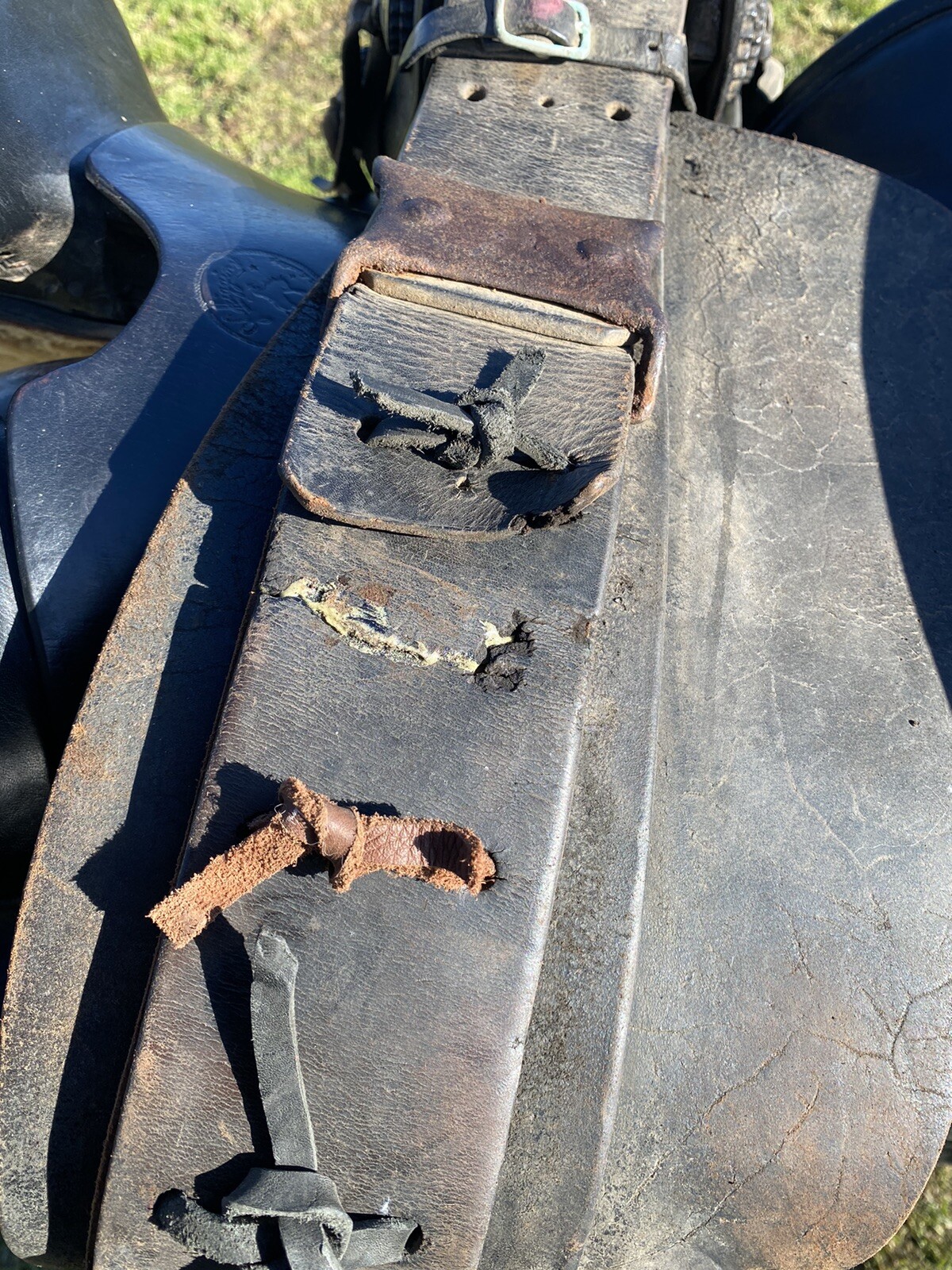 Antique/Vintage J. C. Higgins 15.5” slick seat Western saddle w/tapaderos