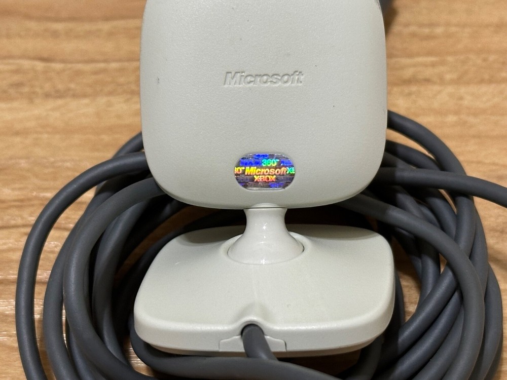 Microsoft Xbox Live Xbox 360 Vision Camera (For Use with Xbox 360 or PC)