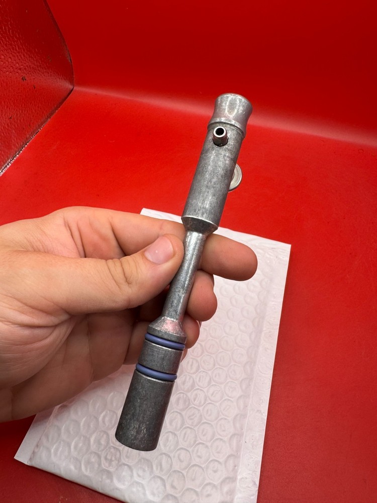 WGP Autococker Bolt