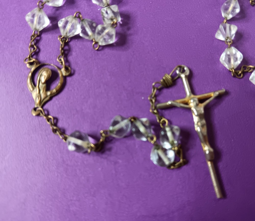 VINTAGE CRYSTAL BEAD ROSARY 24" NECK OPENING LOVED