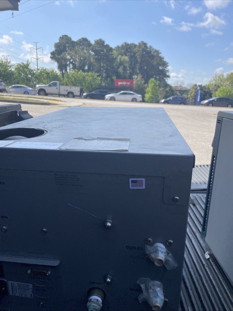 POLY SCIENCE WHISPER COOL ENVIRONMENTAL CONTROL CIRCULATING CHILLER MODEl 772046