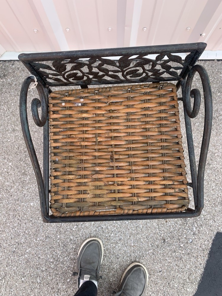 Vintage Wicker And Wrought Iron Plant Table/Display Table