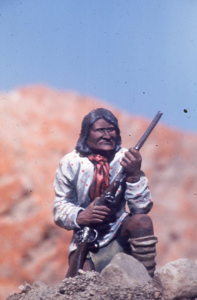 Valiant Miniatures Kit# 9822 - Geronimo, Apache Chief - 54mm Scale