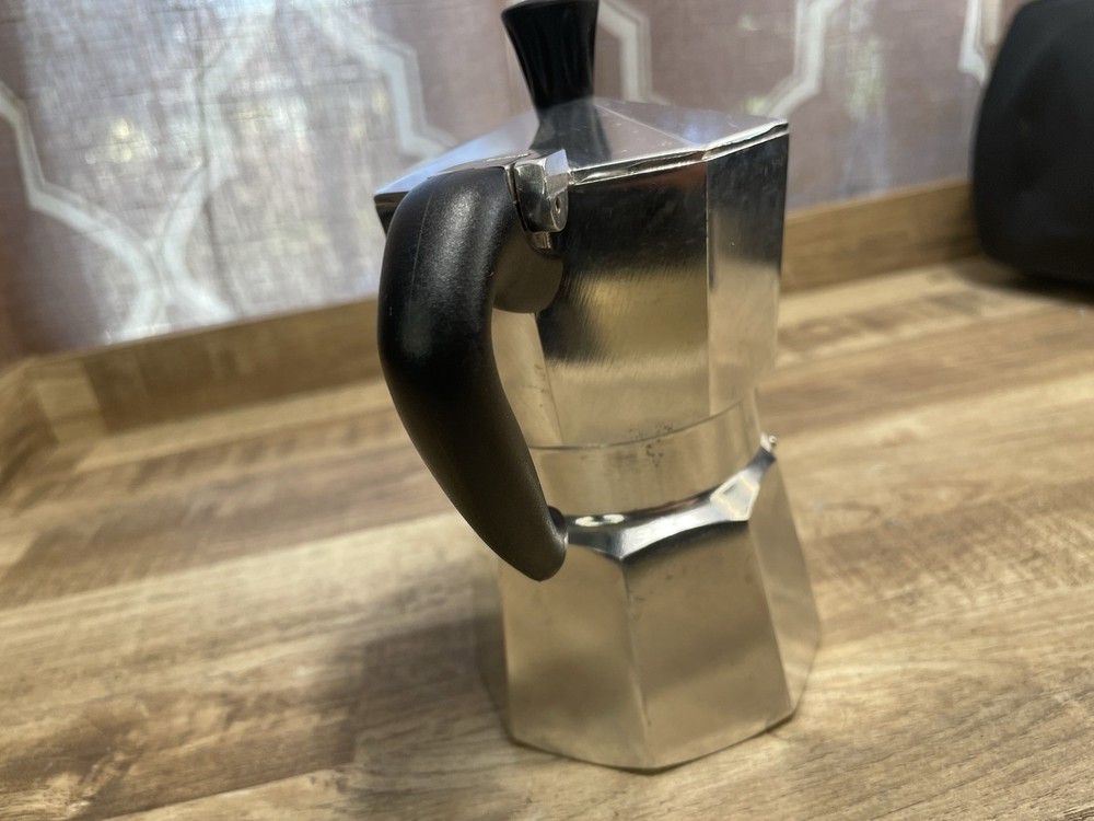 Bialetti Moka Express 1 Cup / 2Oz. 60ml Espresso Maker - Silver Complete Tested