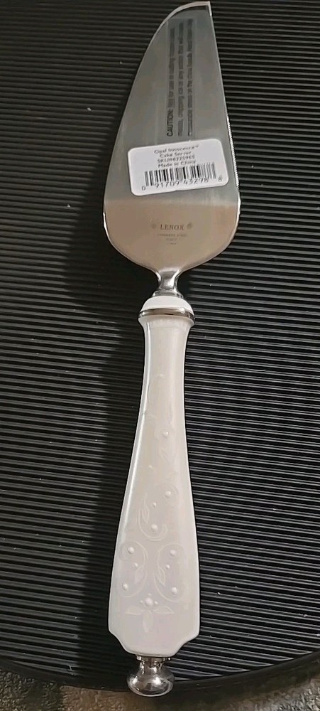 Lenox NIB Opal Innocence Cake Server