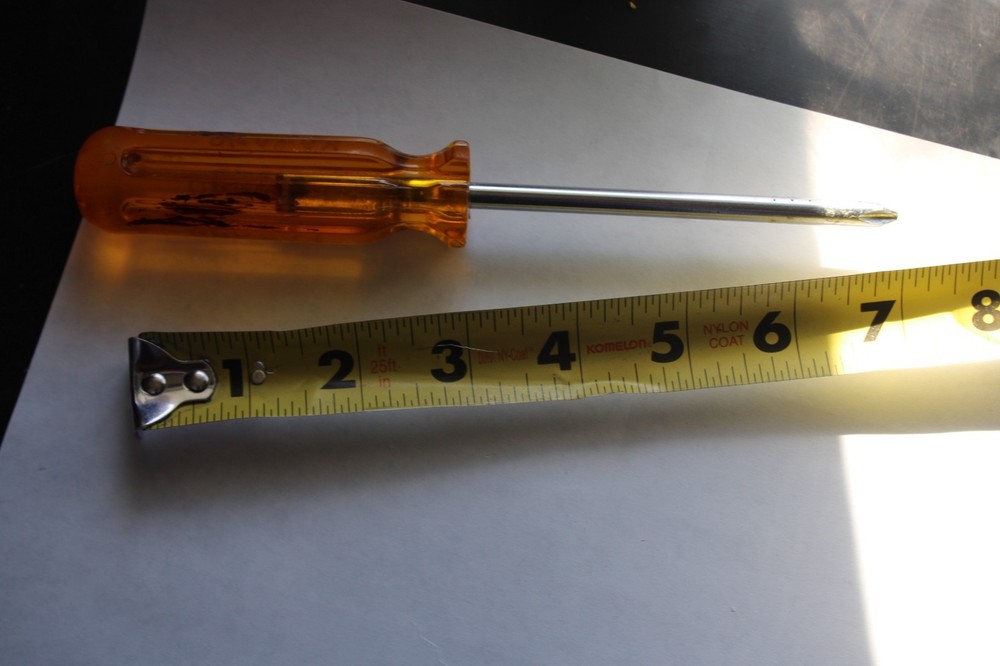 Vaco P-2 Phillips Screwdriver USA Amber Handle