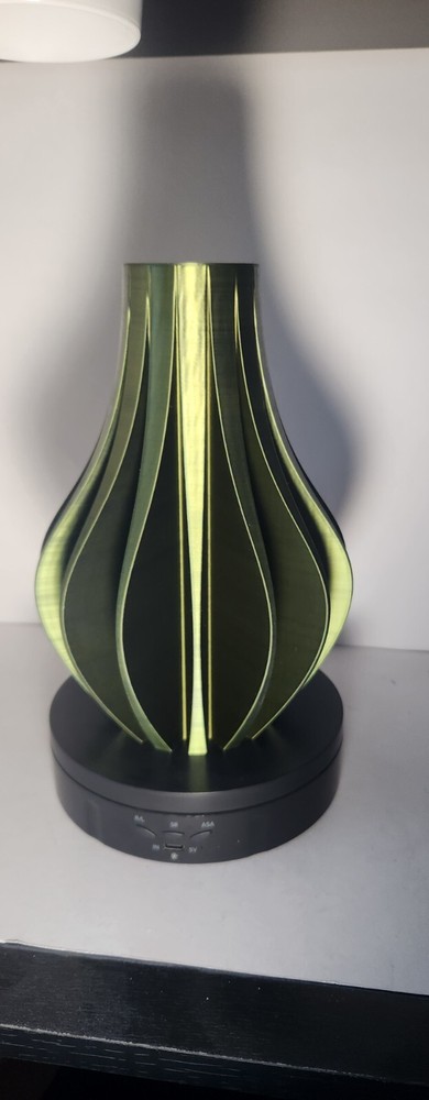 Zolara Vase