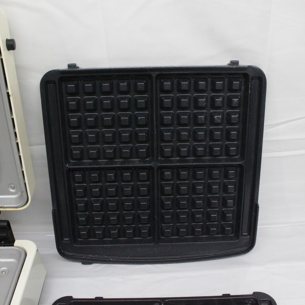 GreenPan 4-square Kitchen Waffle Maker Nonstock Surfaces Removable Plates
