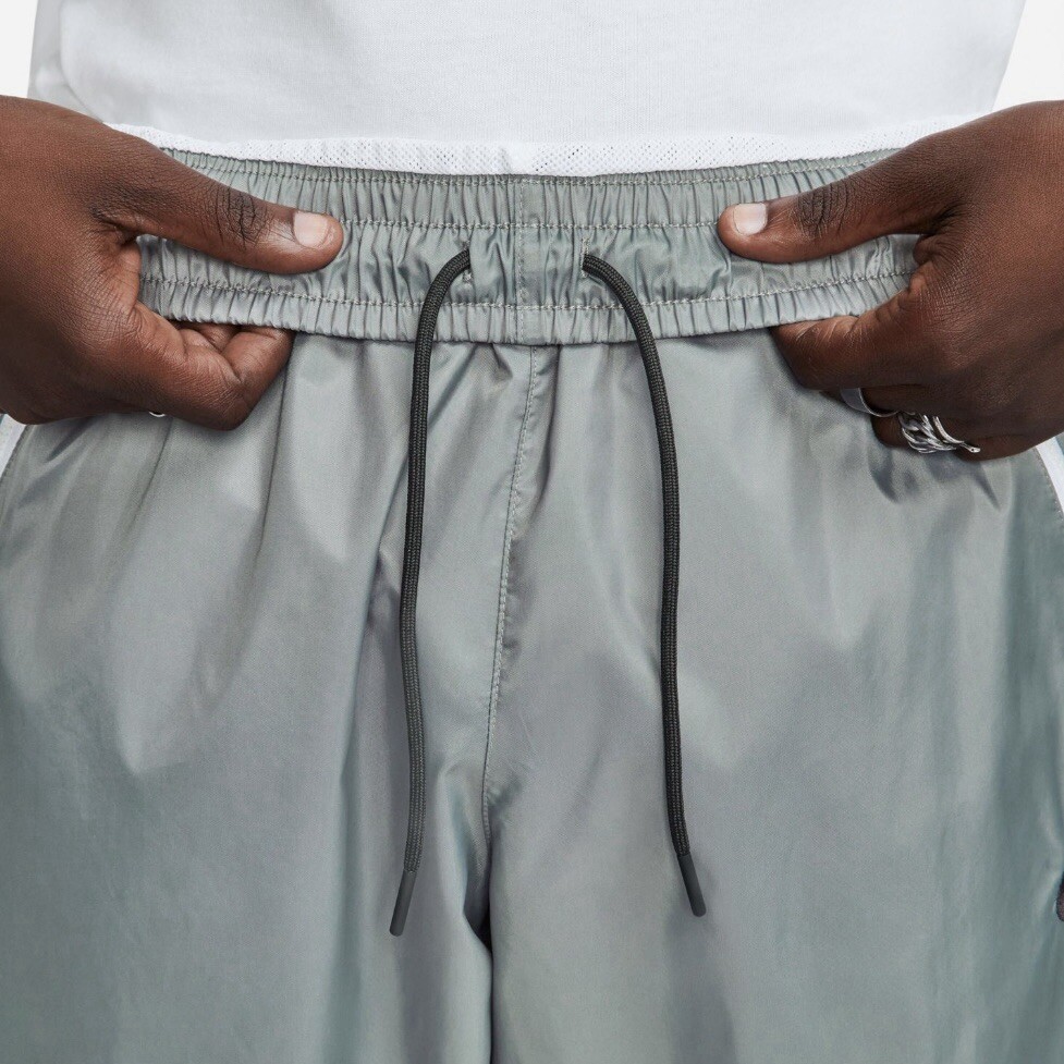 Nike Windrunner Woven Lined Pants Men’s Sizes DX0653-084 Black White Grey NEW