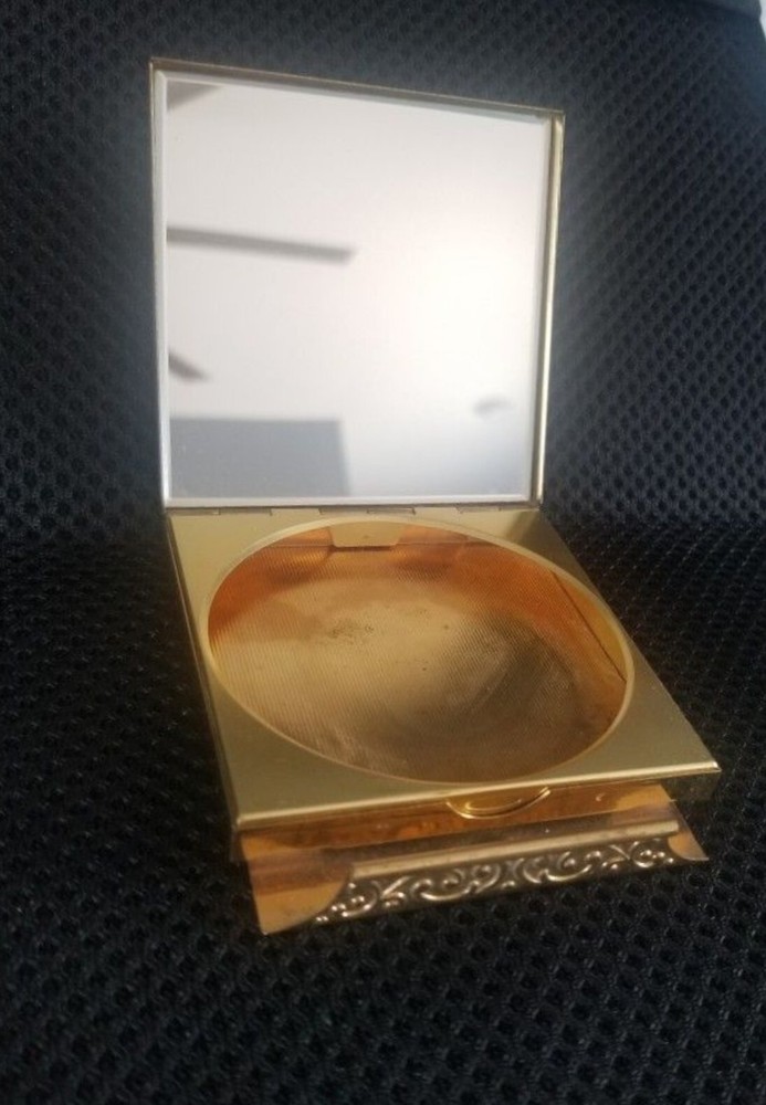 Vintage Powder Cosmetic Case