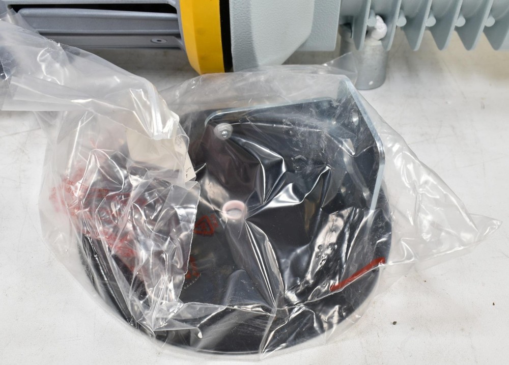 ROJ XD X2 Van De Wiele Yarn Feeder / Controller