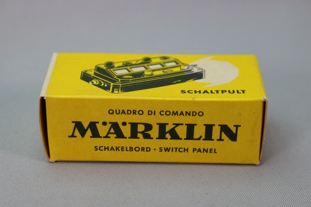 ZU130 Marklin 7210 HO Control Panel Schalptult Switch Panel Schakelbord