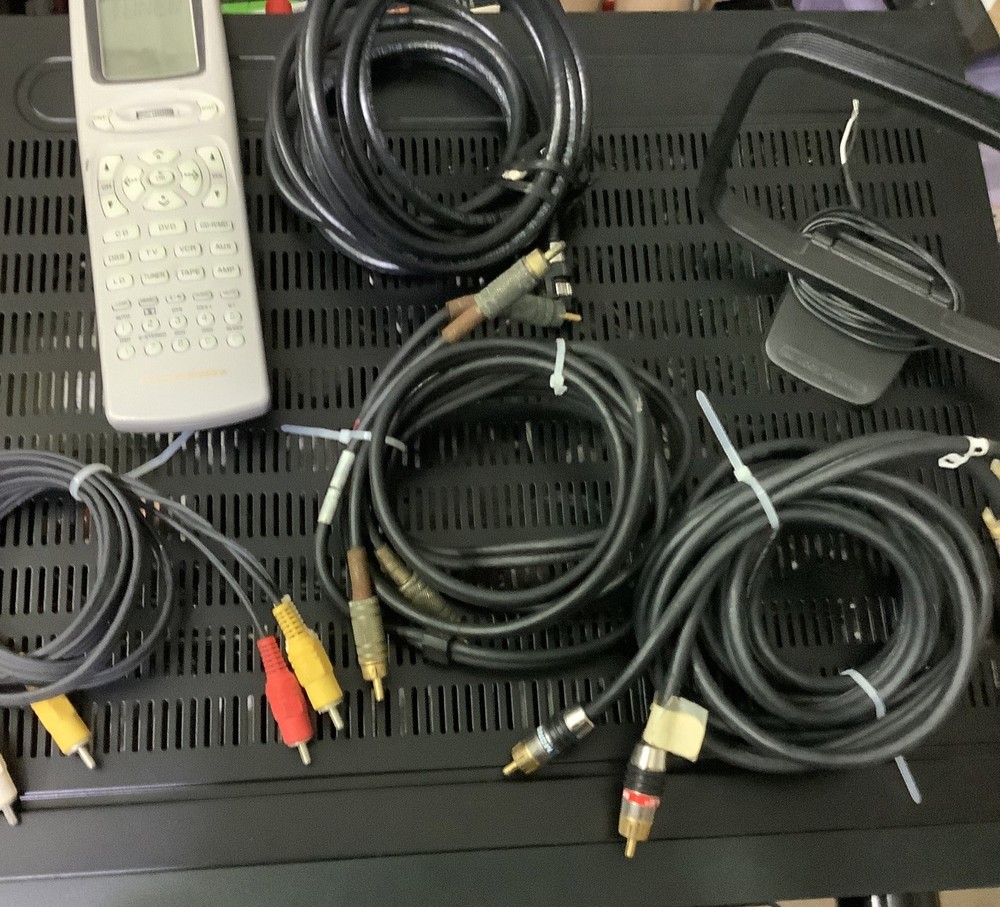 Marantz SR7200/U1B AV Surround Receiver w/Remote Control,CS-5.1,Dolby,dts,Bundle