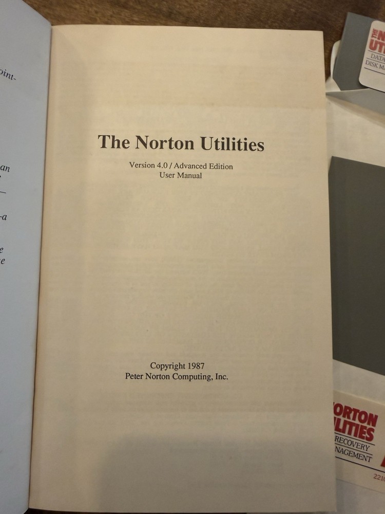 Norton Utilities Manual Version 4.0 & Advanced Edition From 1987 inc Floppy disk