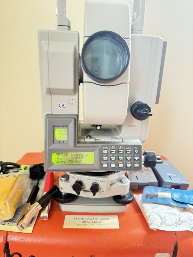 Sokkia Set2B total station