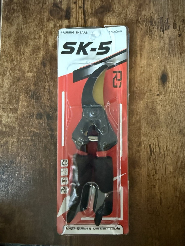 Sk-5 Pruning Shears With Sharpener