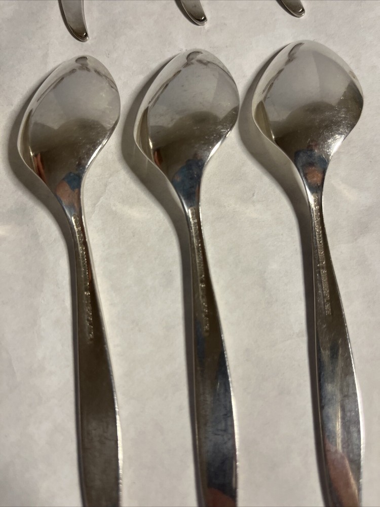 Oneida Community Silverplate Flatware Winsome 10 Teaspoons