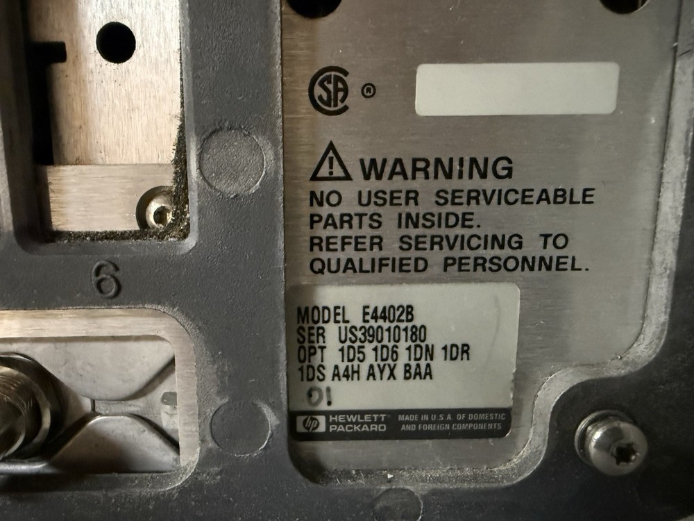 Agilent / HP E4402B 3GHz Spectrum Analyzer Loaded 1DN Tracking Generator