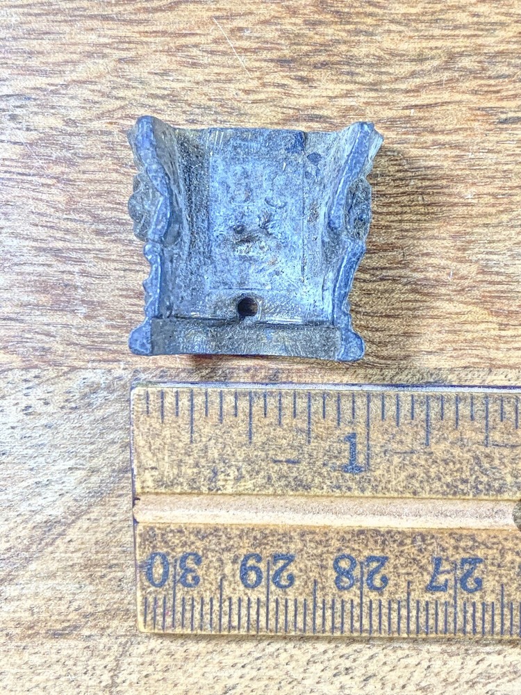 Mantel Clock Column Capitol (Top) (KD1404)