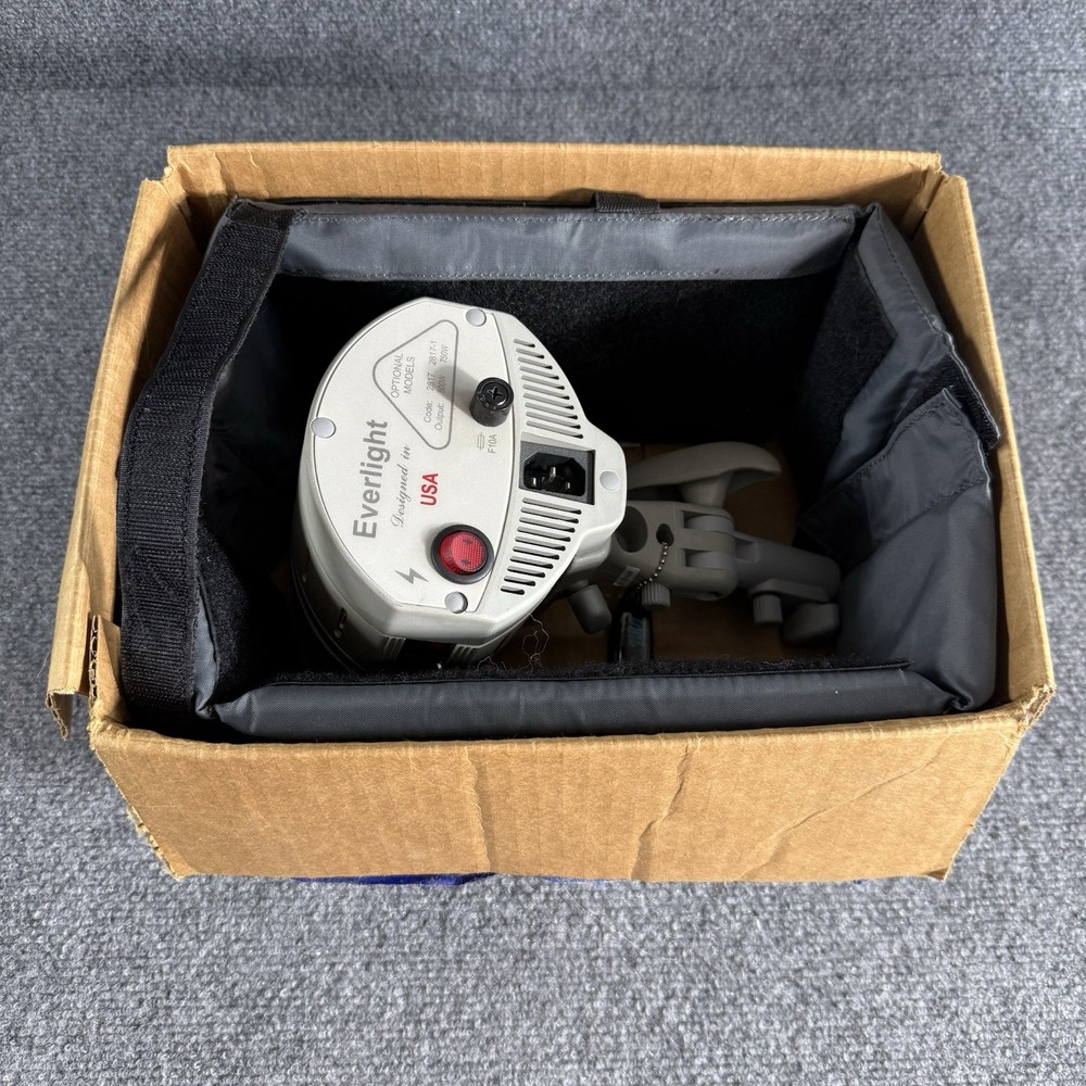 JTL Everlight 2817 Continuous Output Studio Light