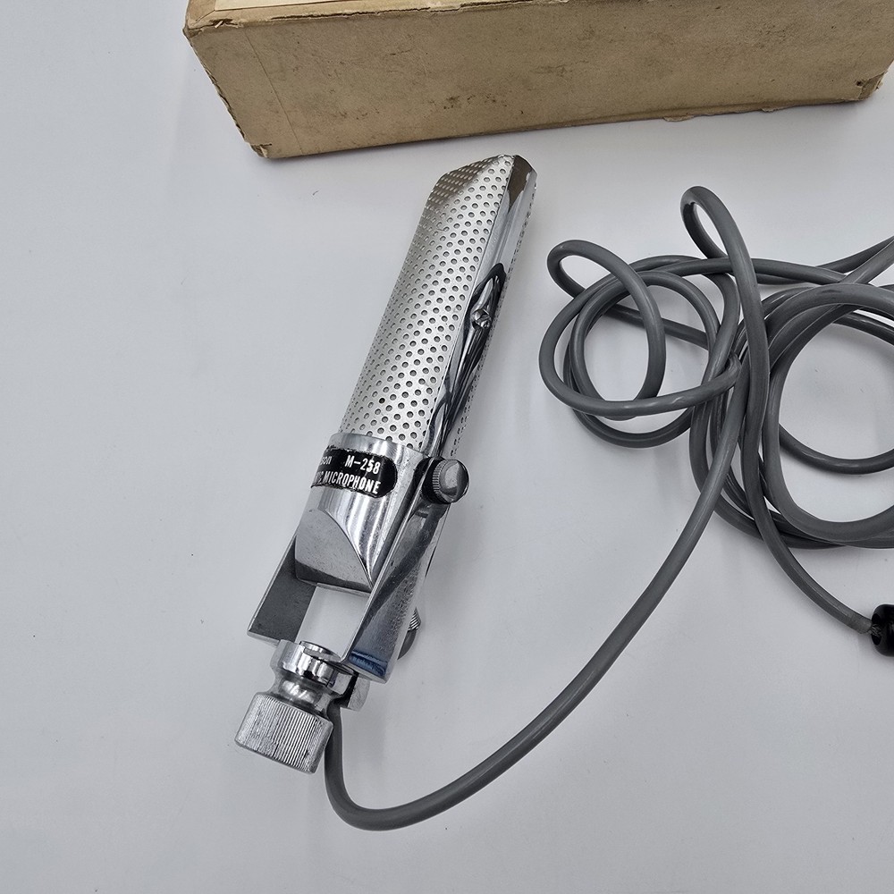 Olson M-258 RDYNAMIC MICROPHONE 50 K Ohm High Impedance Studio Type-21