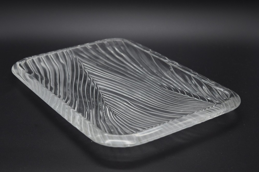 Emanuel Ungaro Sasaki Crystal Rectangular Textured Serving Tray Platter 14.5"x10