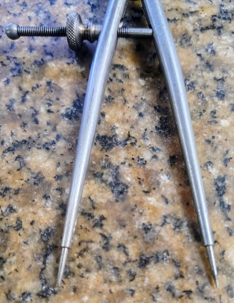 🗽 VINTAGE 4" FINE POINT DIVIDER